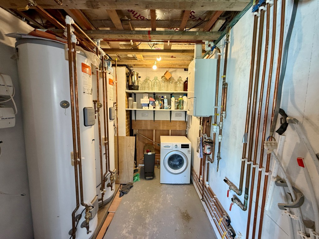 Lot: 113 - DETACHED HOUSE FOR COMPLETION - Utility room